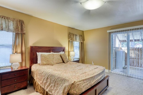 Moonlit Montreal image 16